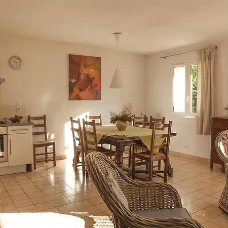 Holiday home Chateau De La Motte - Entre Narbonne Et Le Canal Du Midi *